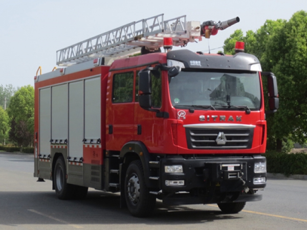 重汽汕德卡压缩空气泡沫消防车