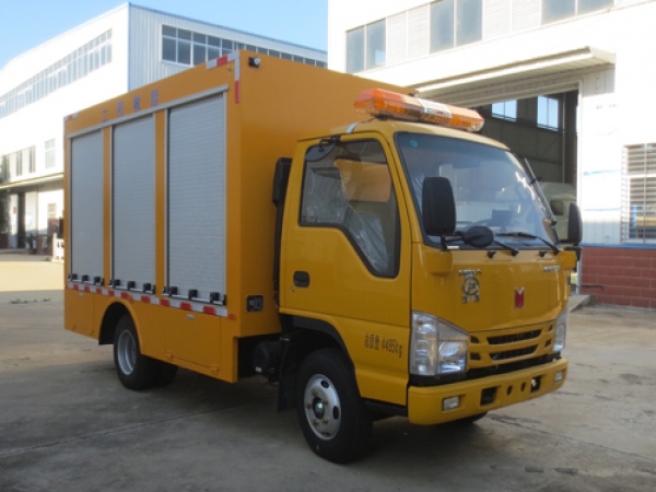 庆铃七开门救险车