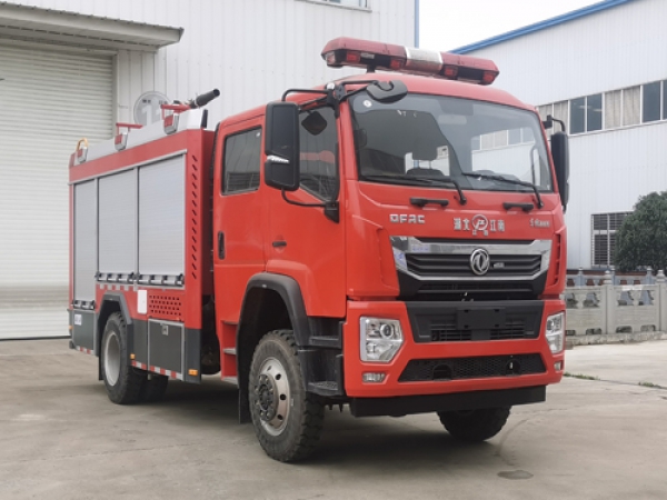 东风4驱3.5吨泡沫消防车